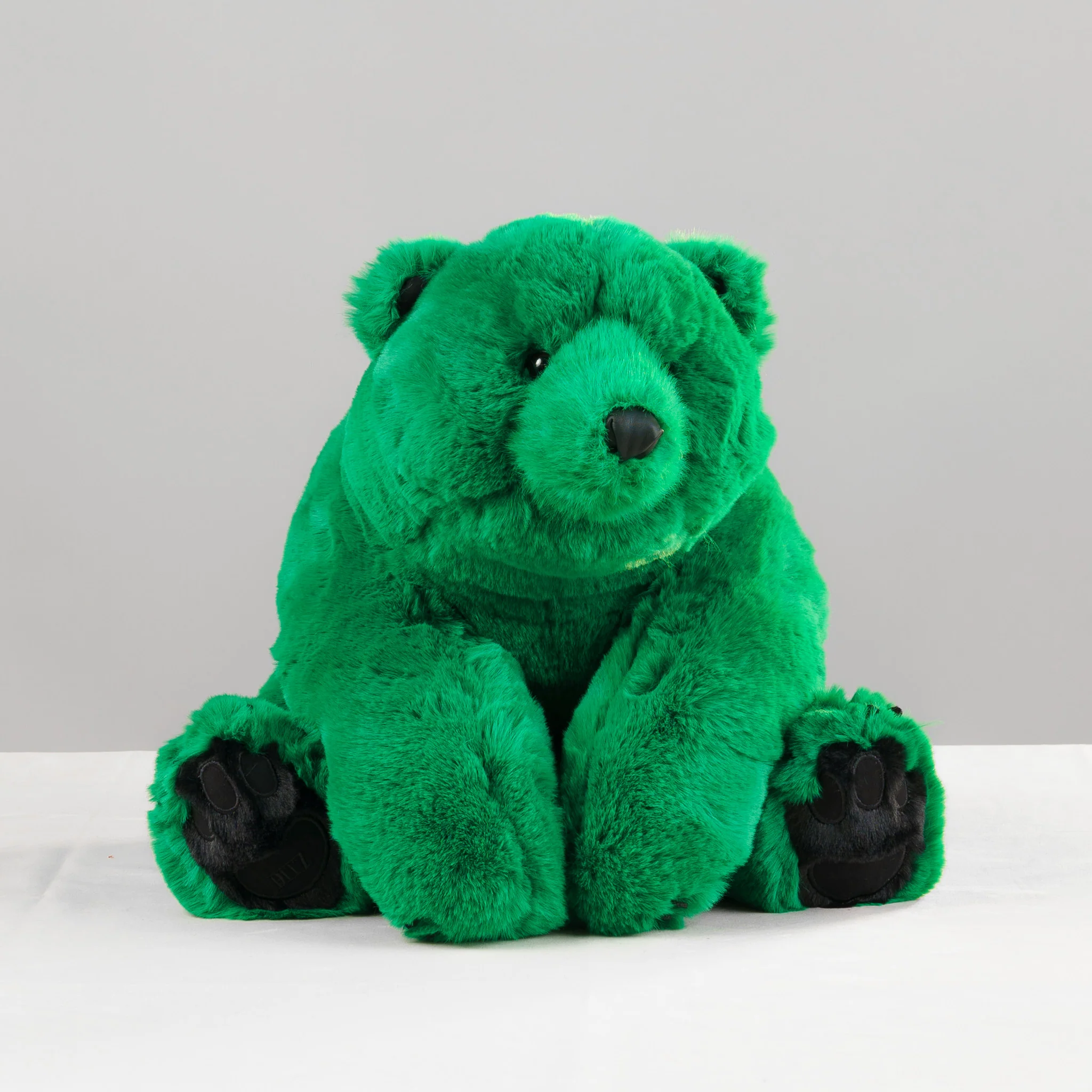 Ditz Designs Emerald Bear Hug 26"