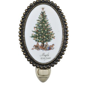 3.5" Wide Christmas Christmas Tree Fused Oval Night Light